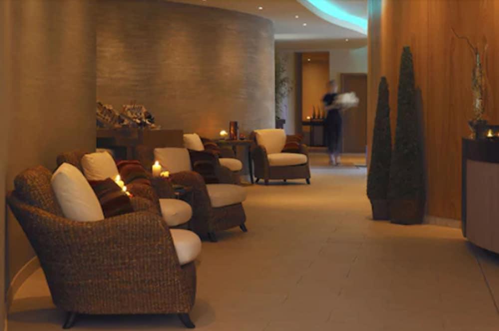 Aghadoe Heights Hotel & Spa Кілларні Екстер'єр фото The spa at The Dorchester