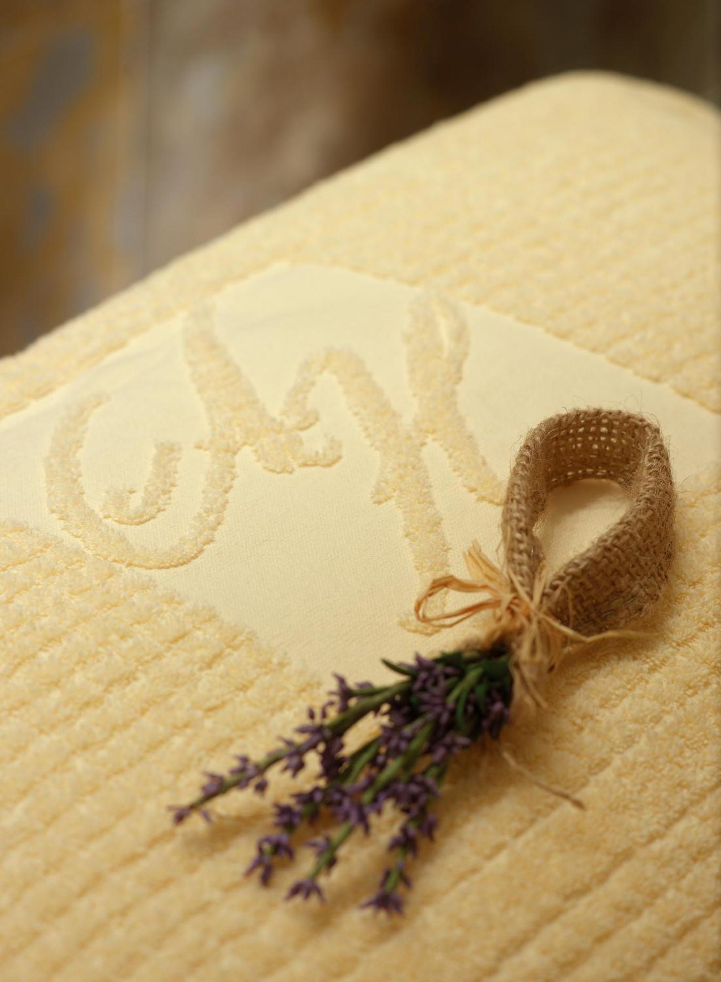 Aghadoe Heights Hotel & Spa Кілларні Екстер'єр фото A bath sponge