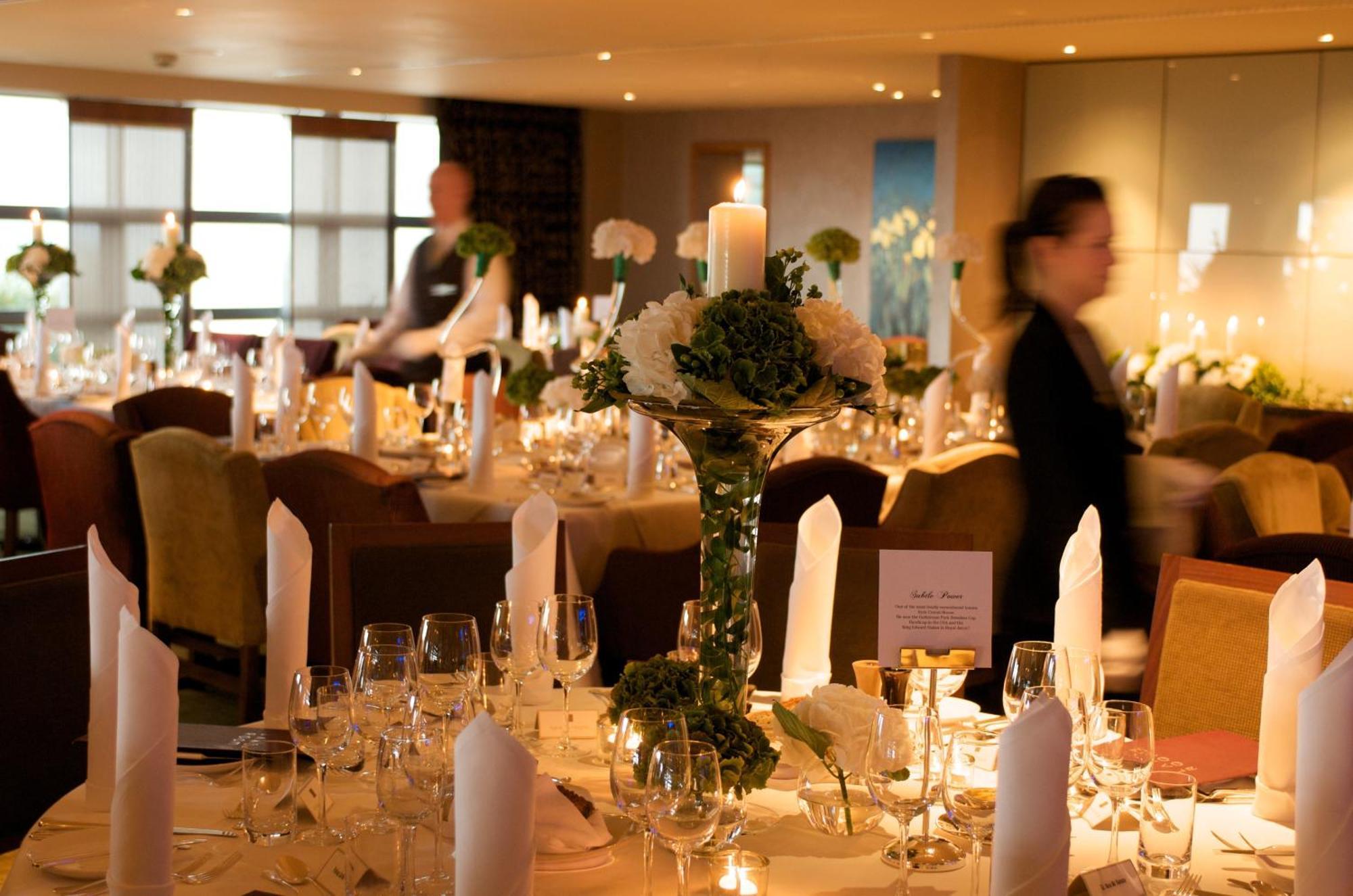 Aghadoe Heights Hotel & Spa Кілларні Екстер'єр фото A wedding reception at the InterContinental London