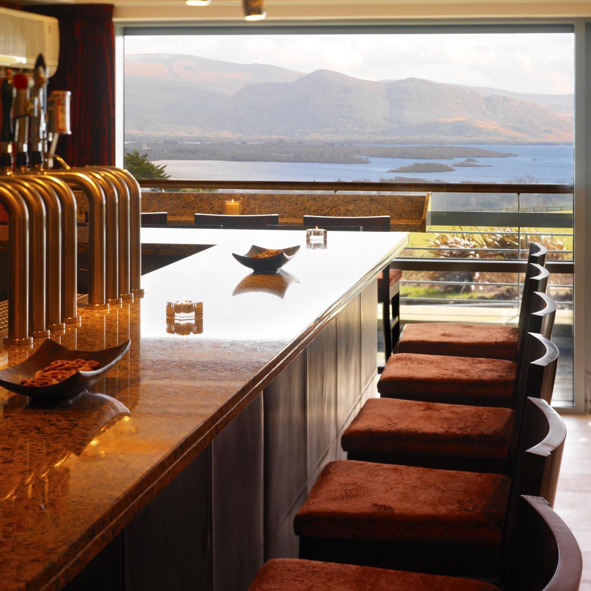 Aghadoe Heights Hotel & Spa Кілларні Екстер'єр фото The bar at the 1912